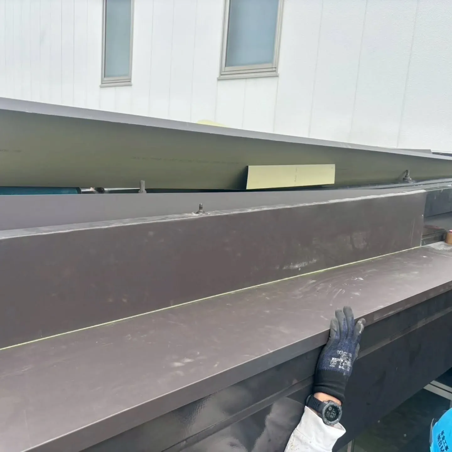 外壁や屋根まわりの「ちょっとした傷みも、放っておくと大きな修...