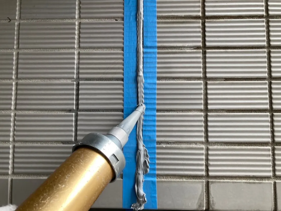 外壁タイルコーキング打ち替え