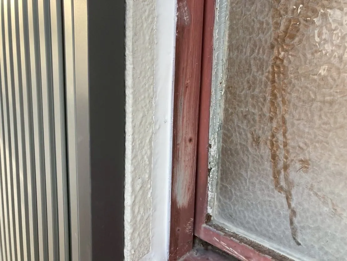 建具廻りのシーリング